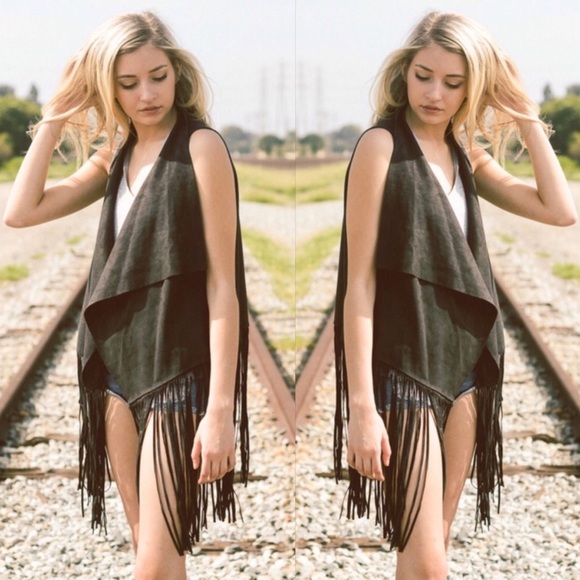 the Madison - VEGAN Black fringe suede vest ♥︎ - Picture 2 of 7